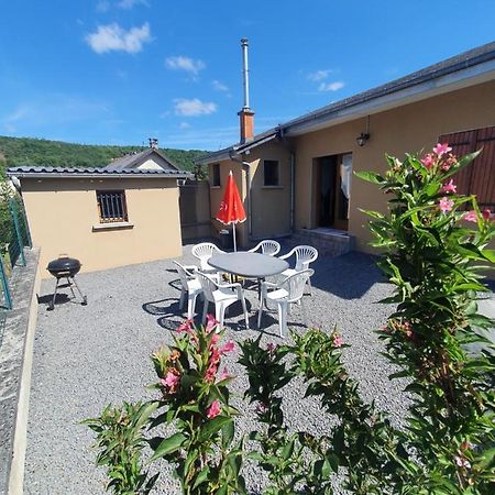 Gite Des Jardiniers Fumay Exteriör bild